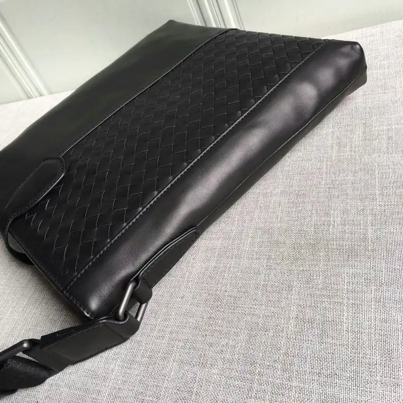 bo*te*ga Ve*ne*ta bag 2108sf0210