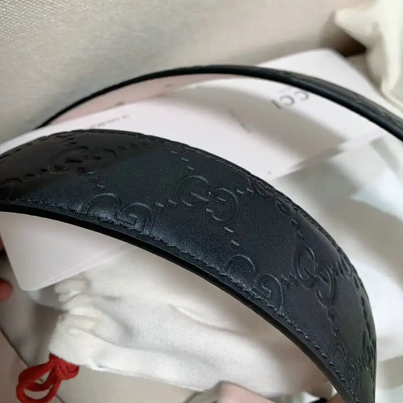 G*u*i belts 2110xf0026