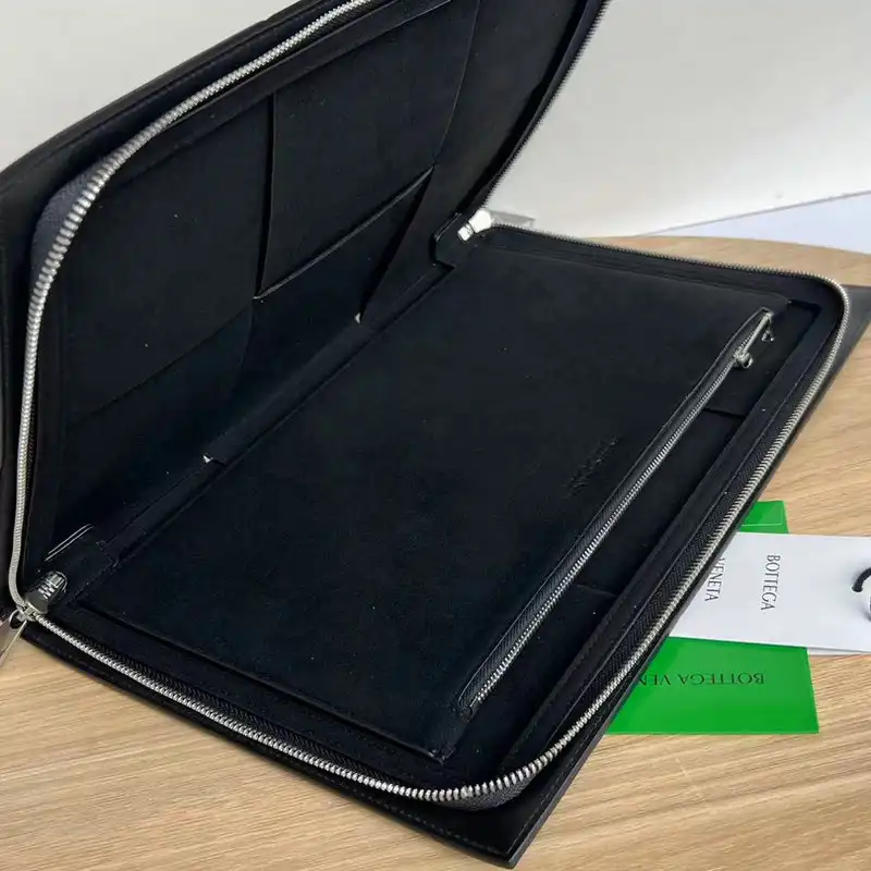 bo*te*ga Ve*ne*ta bag 2209sf0028