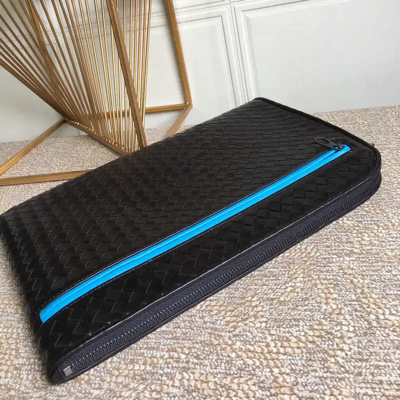 bo*te*ga Ve*ne*ta bag 2209sf0140