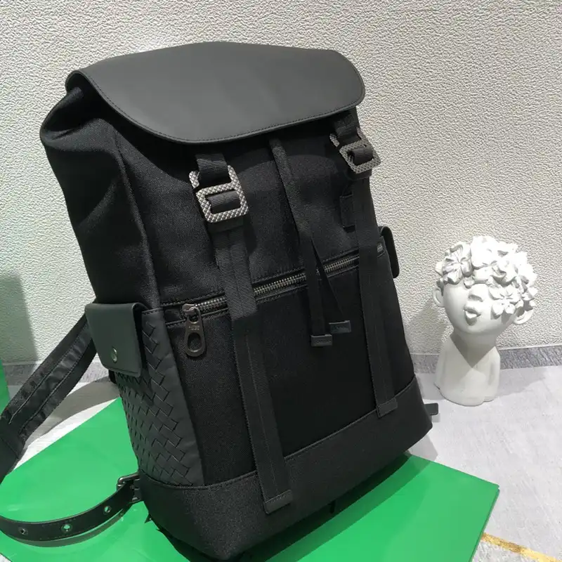 bo*te*ga Ve*ne*ta bag 2306yz0033