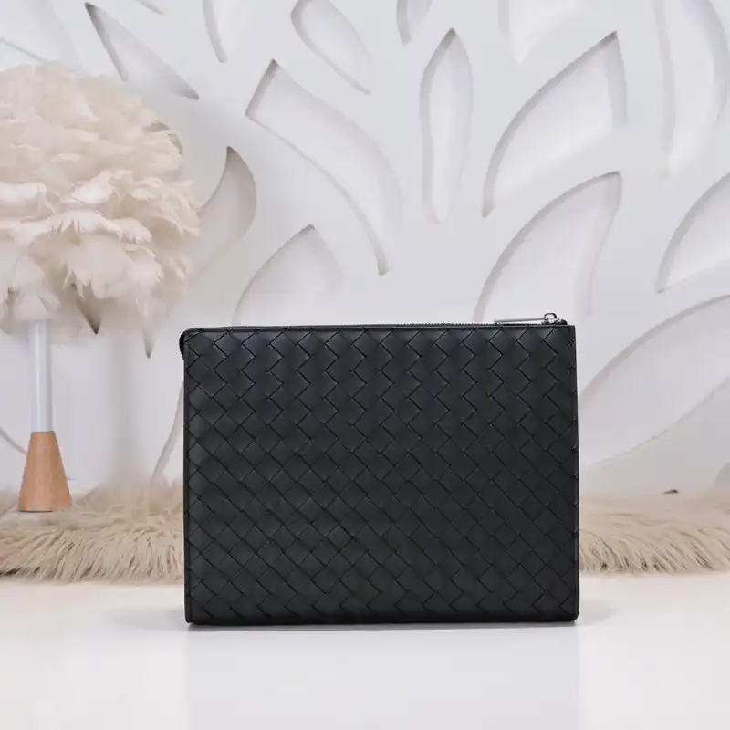 bo*te*ga Ve*ne*ta bags 2401ya0015