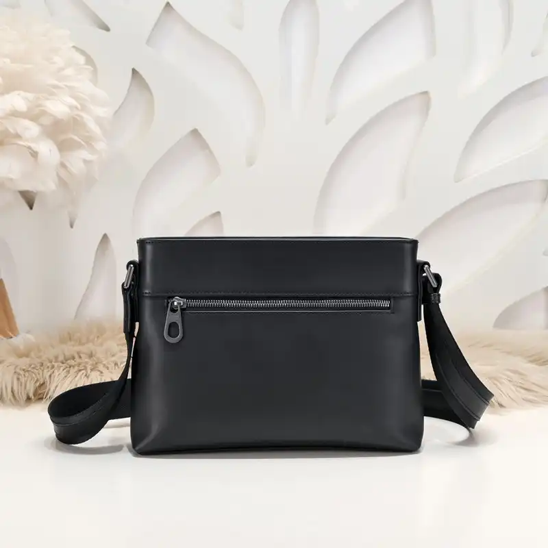 bo*te*ga Ve*ne*ta bags 2401ya0108