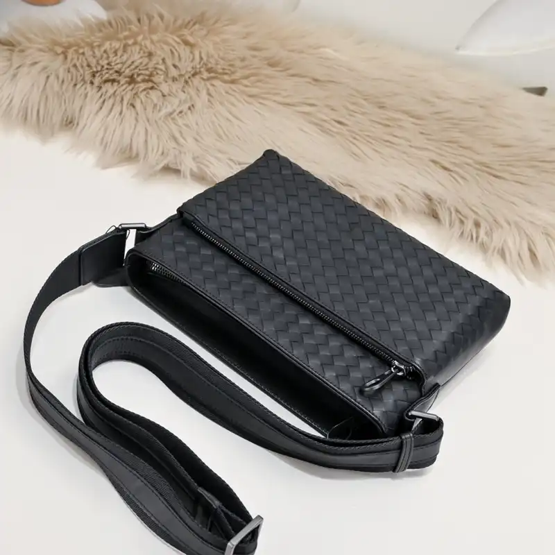 bo*te*ga Ve*ne*ta bags 2401ya0108