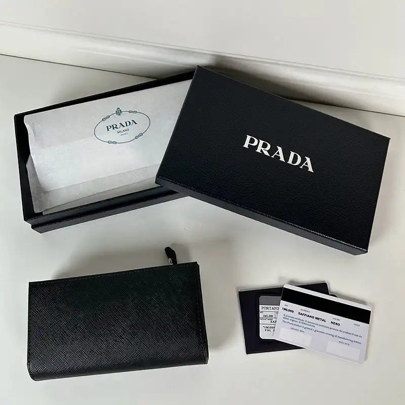 Pra*a bags 2411ya0008