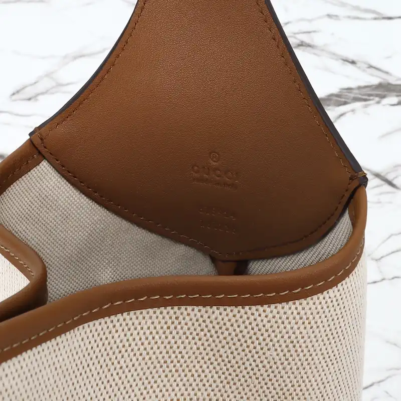 G*u*i bags 2411ya0186