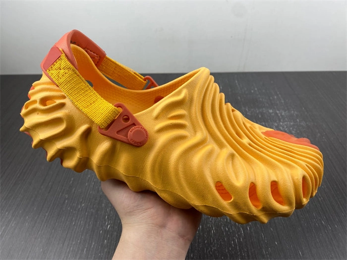 Cr*0*s pollex clog by salehe bembury cobbler 207393- softtouch 5594