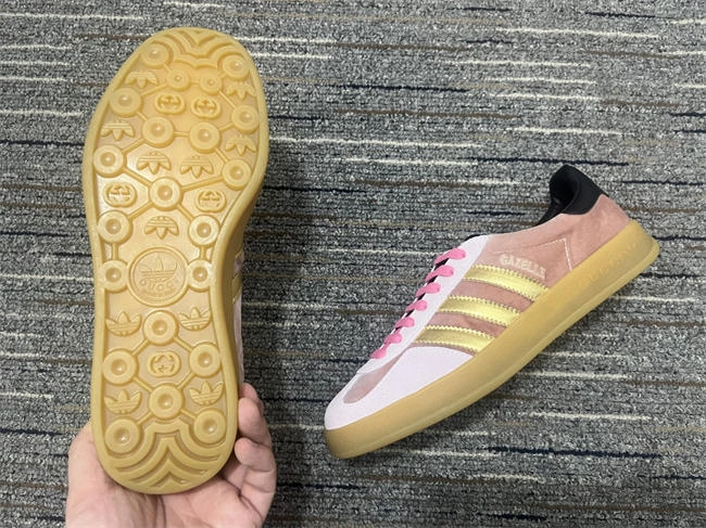 g*u*i x Ad*s fashionforward 41